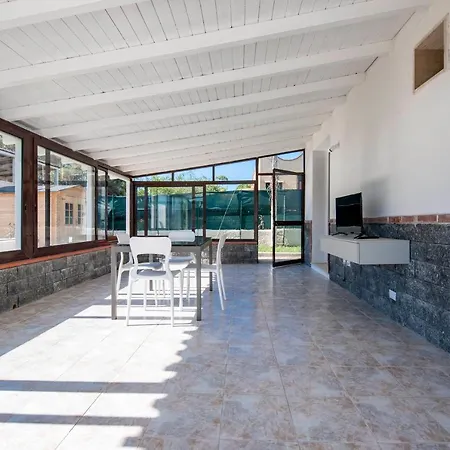 Orietta Apartment Fontane Bianche